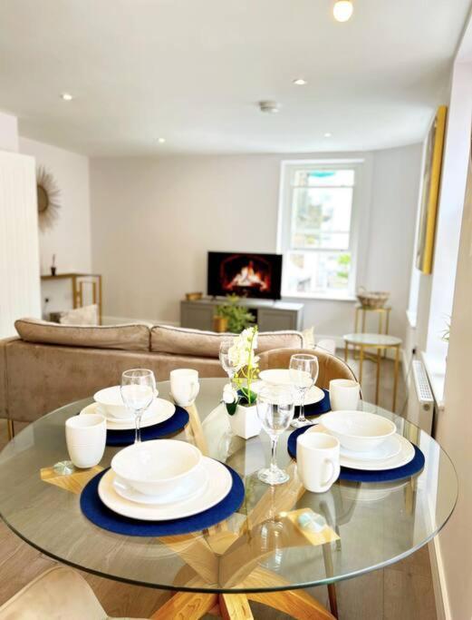 Ramsgate's Finest Gem - Harbour Apartment *