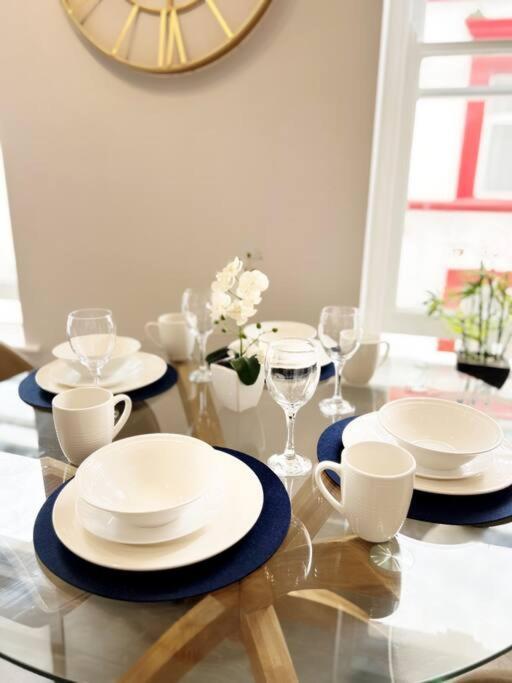 Ramsgate's Finest Gem - Harbour Apartment *